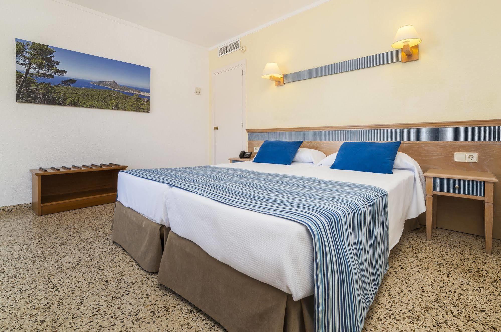 Globales Simar Hotel Cala San Vicente  Luaran gambar